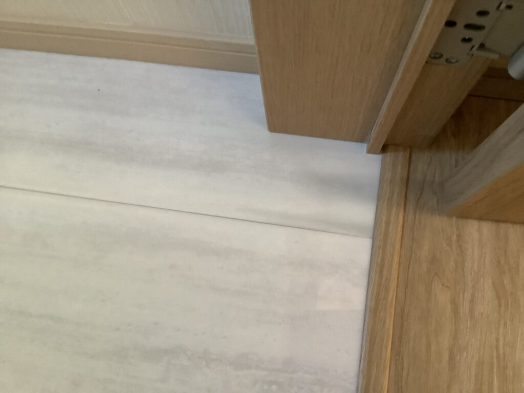 Mirror floor 2 after