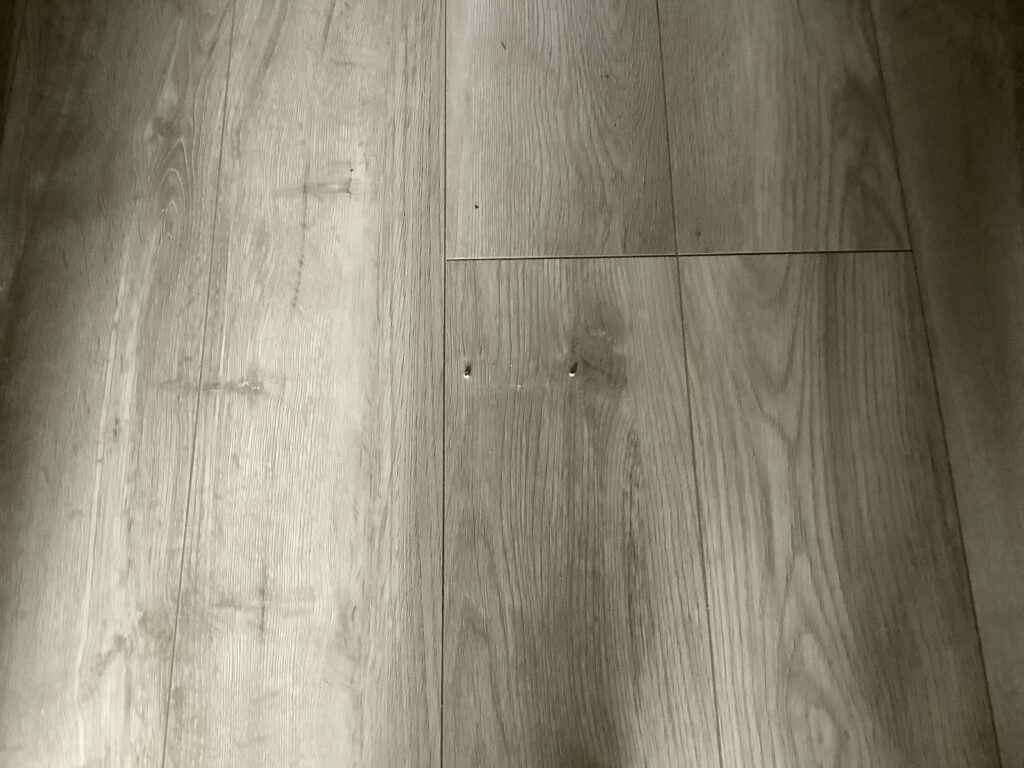 Under construction to remove the door 1